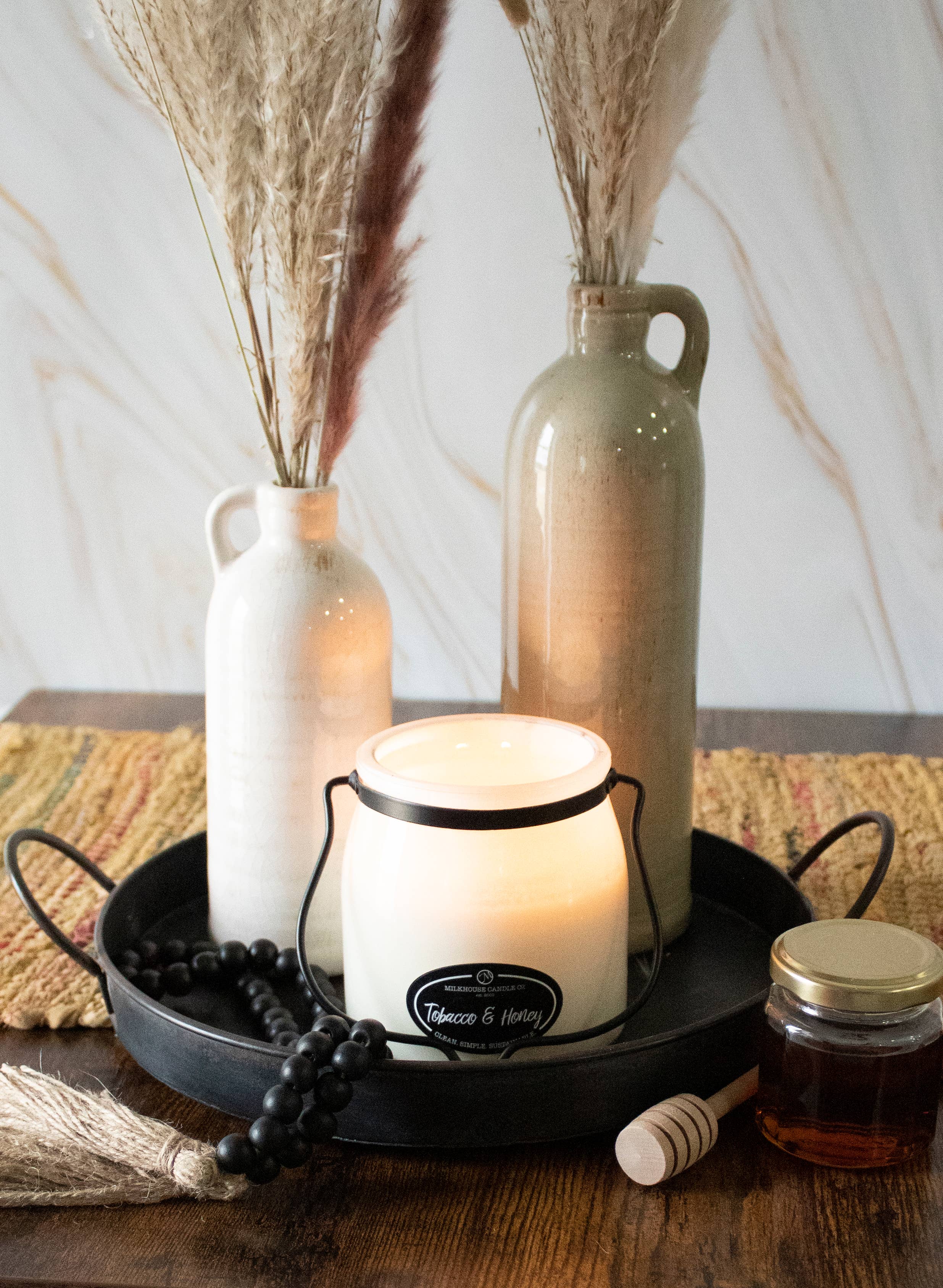 16 oz Butter Jar Candle: Tobacco & Honey